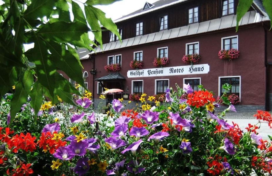 Gasthof-Pension Rotes Haus クロルト・オーバーヴィーゼンタール エクステリア 写真